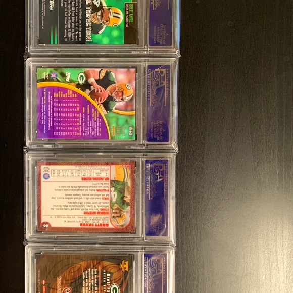 PSA 9 graded lot of 4 Brett Favre cards! - Picture 2 of 2